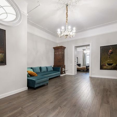 3 Room Apartments , Rohatyntsyv Street Lviv Exterior foto